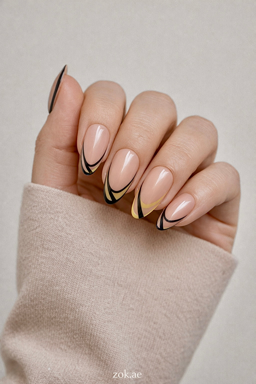 Press-On Nails 075