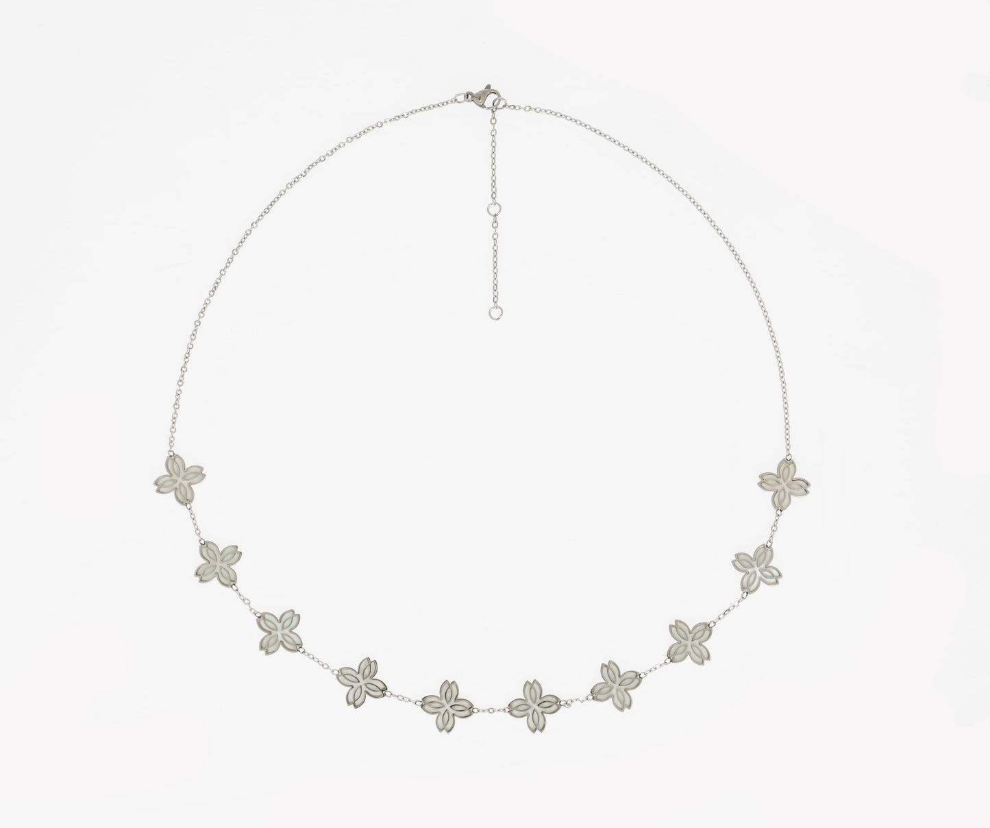 Zeina 10 flowers necklace