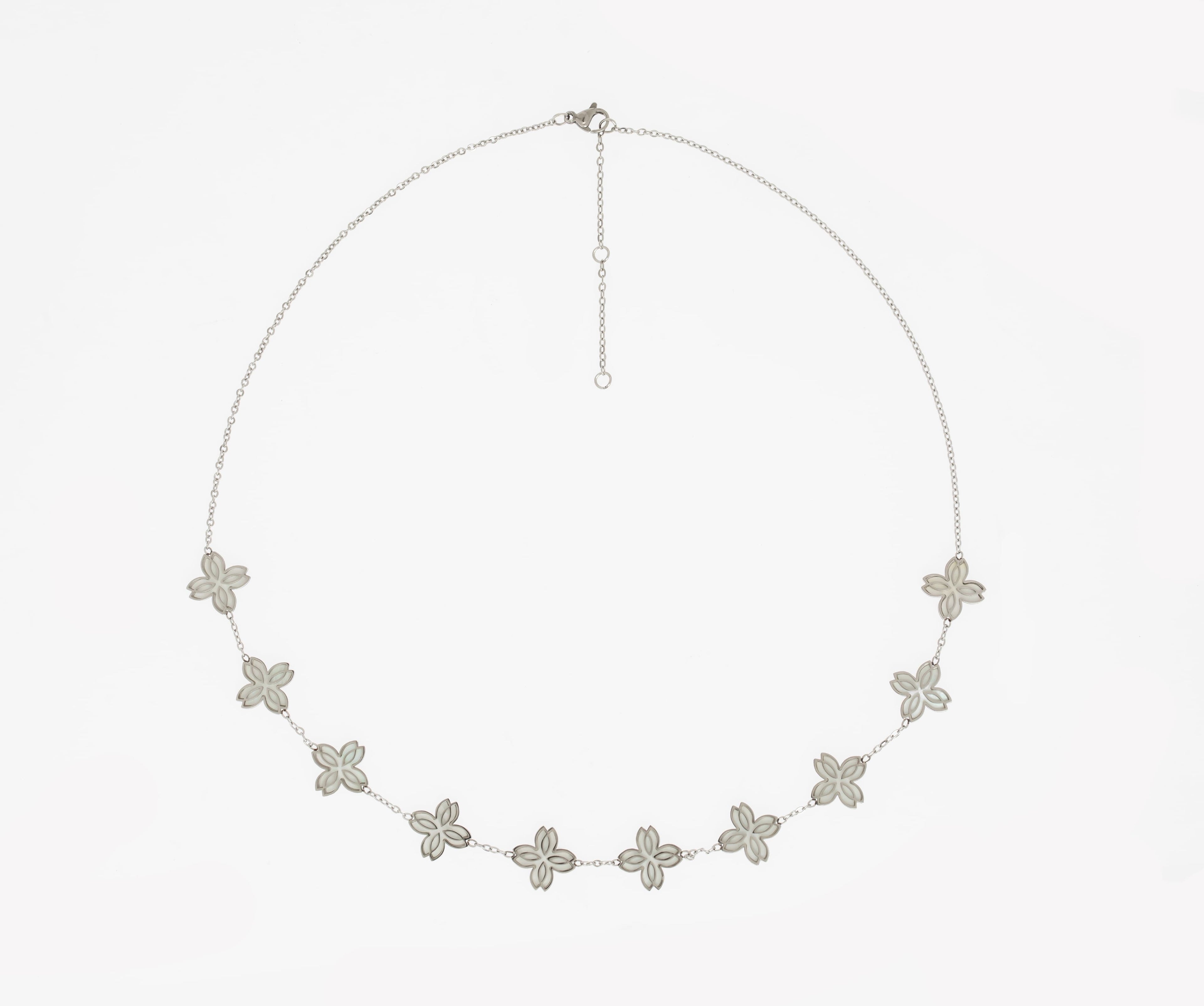 Zeina 10 Flowers Necklace Gift Box UAE