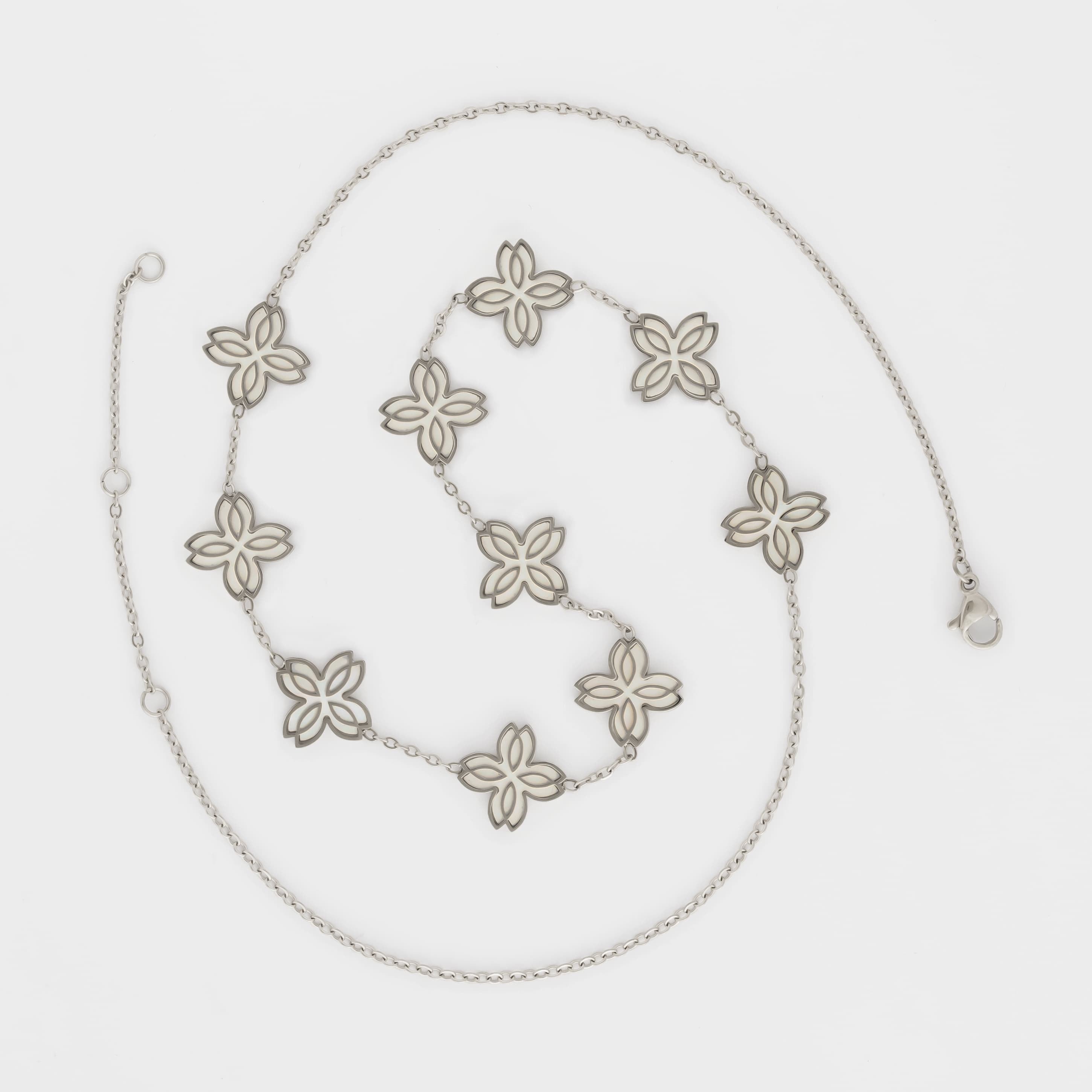 Zeina 10 Flowers Necklace Close Up Detail UAE