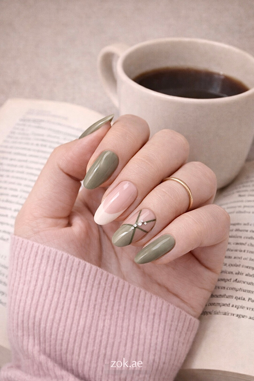 Press-On Nails 046