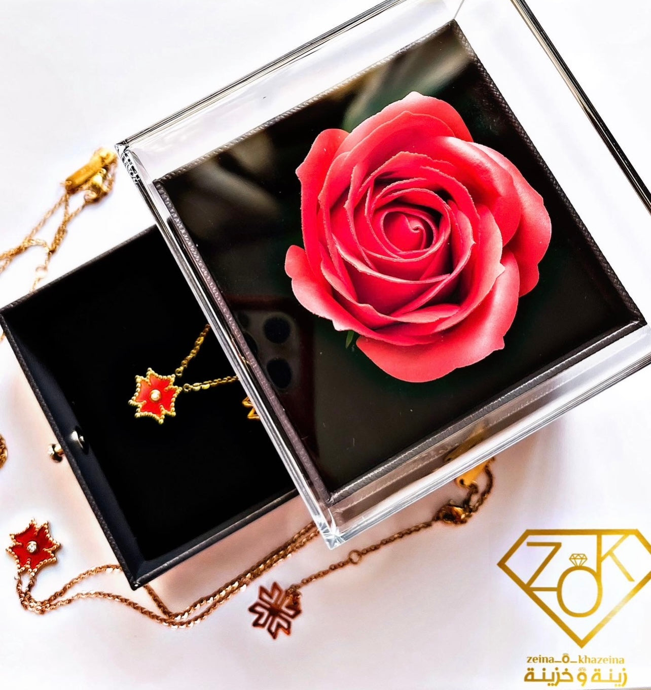 Zok Eternity Flower Necklace Gold UAE Gift