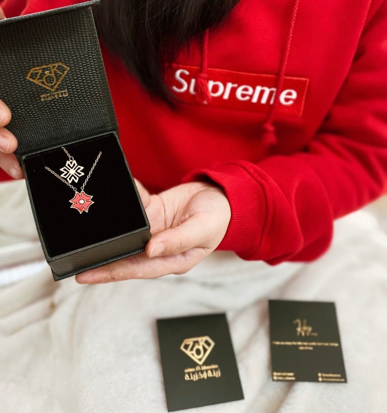 Zok Eternity Flower Necklace