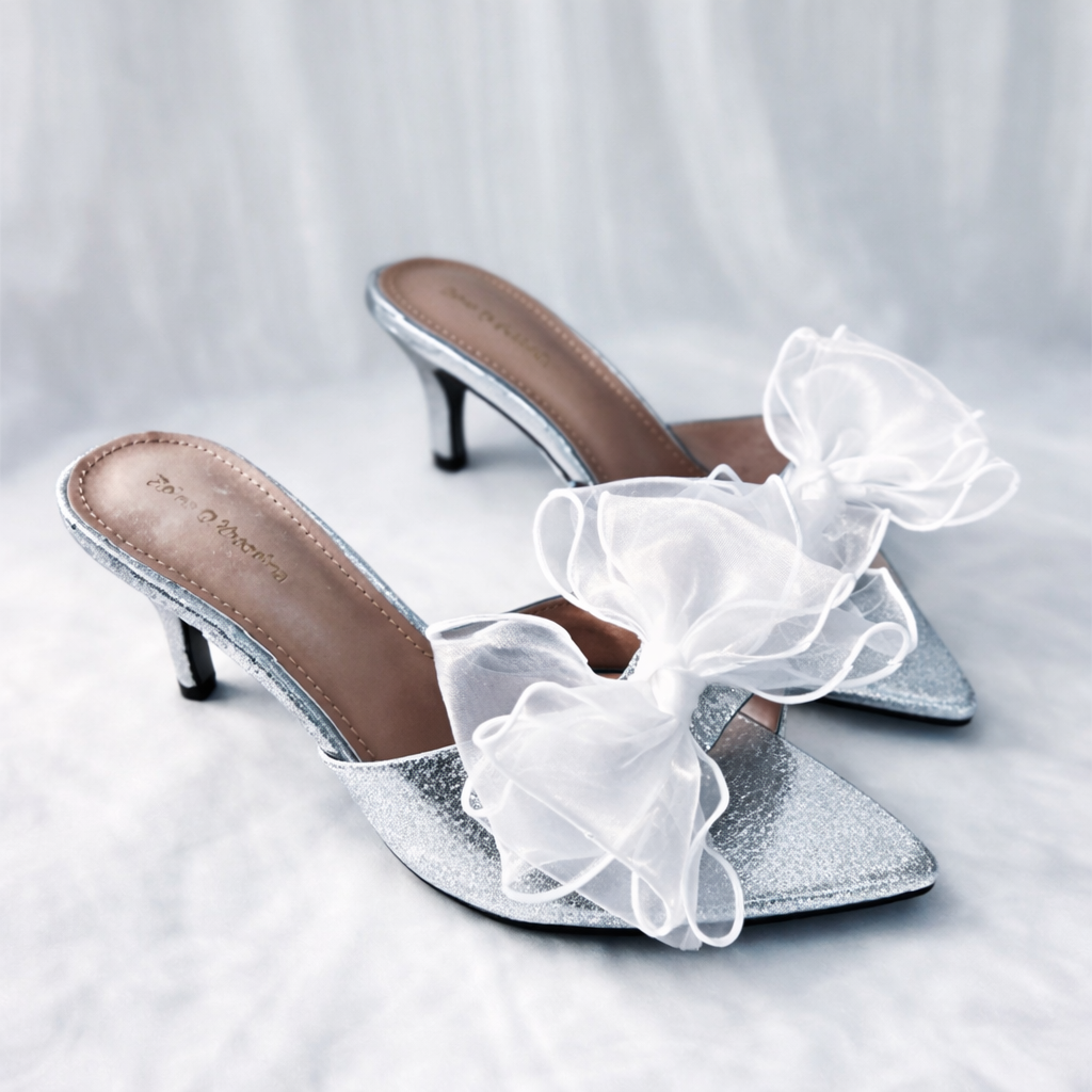 Butterfly short heel sandal
